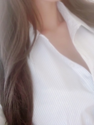 紫部愛子（しきぶあいこ）の写真