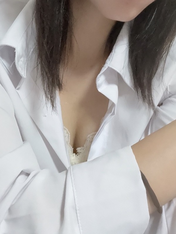 華川すいの写真3枚目